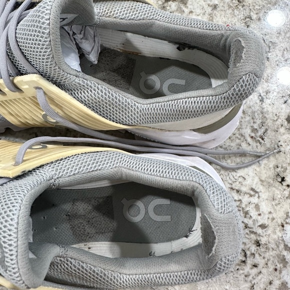 ON CLOUD RUNNING SNEAKERS ONE OF THE FIRST ORIGINAL ONES - Picture 7 of 11